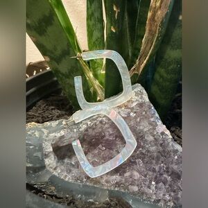 Square resin earrings - rainbow